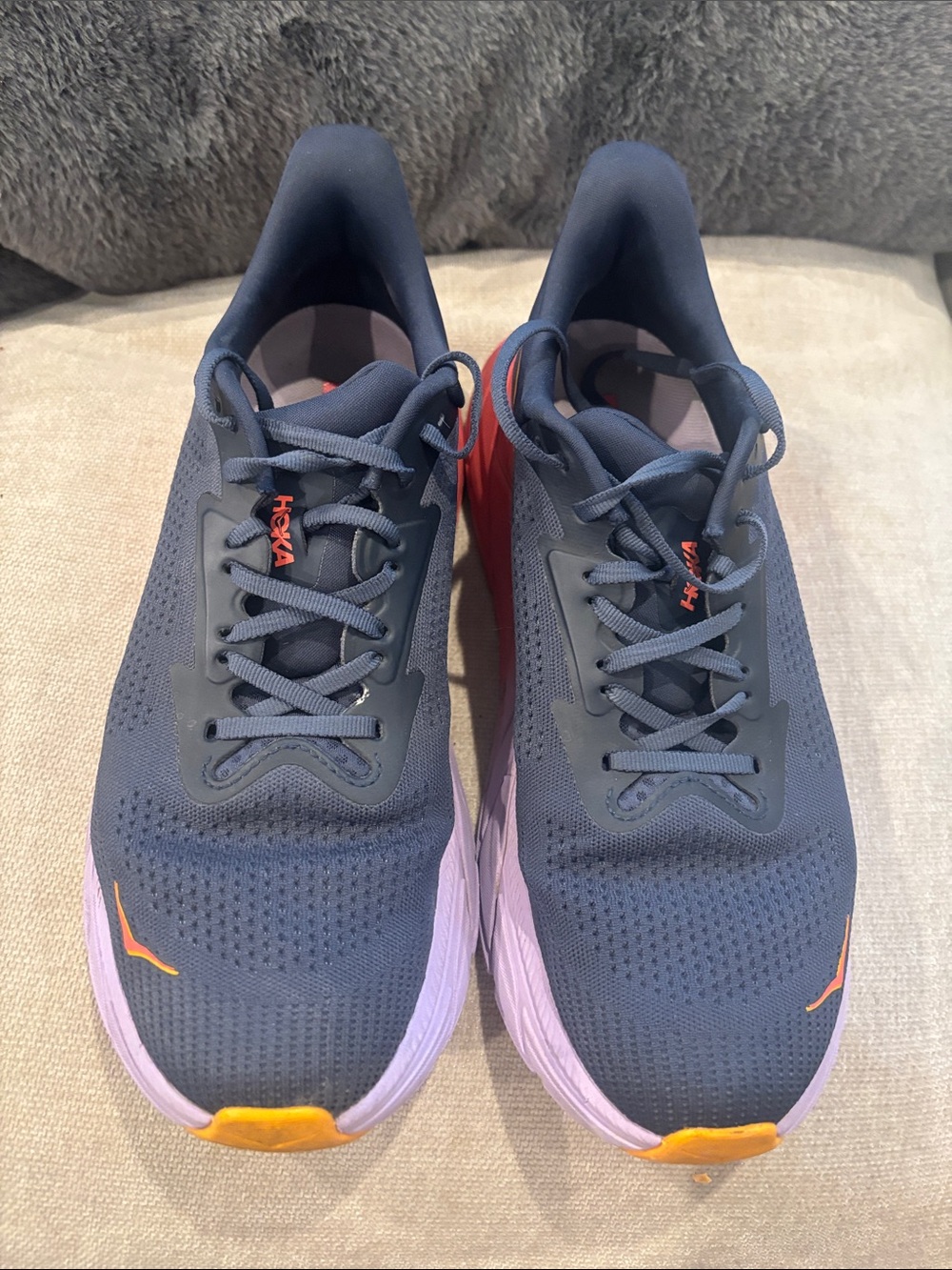 Women’s Hoka Arahi 7 - Picture 2 of 5